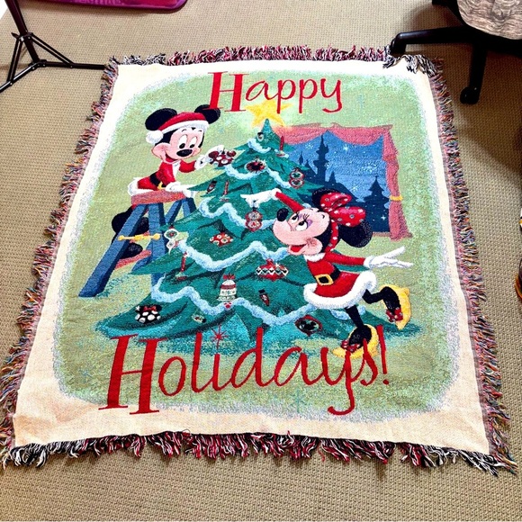 Disney Holiday Throw Blanket Happy Holidays Mickey Mouse Minnie Tree Christmas - Picture 1 of 10